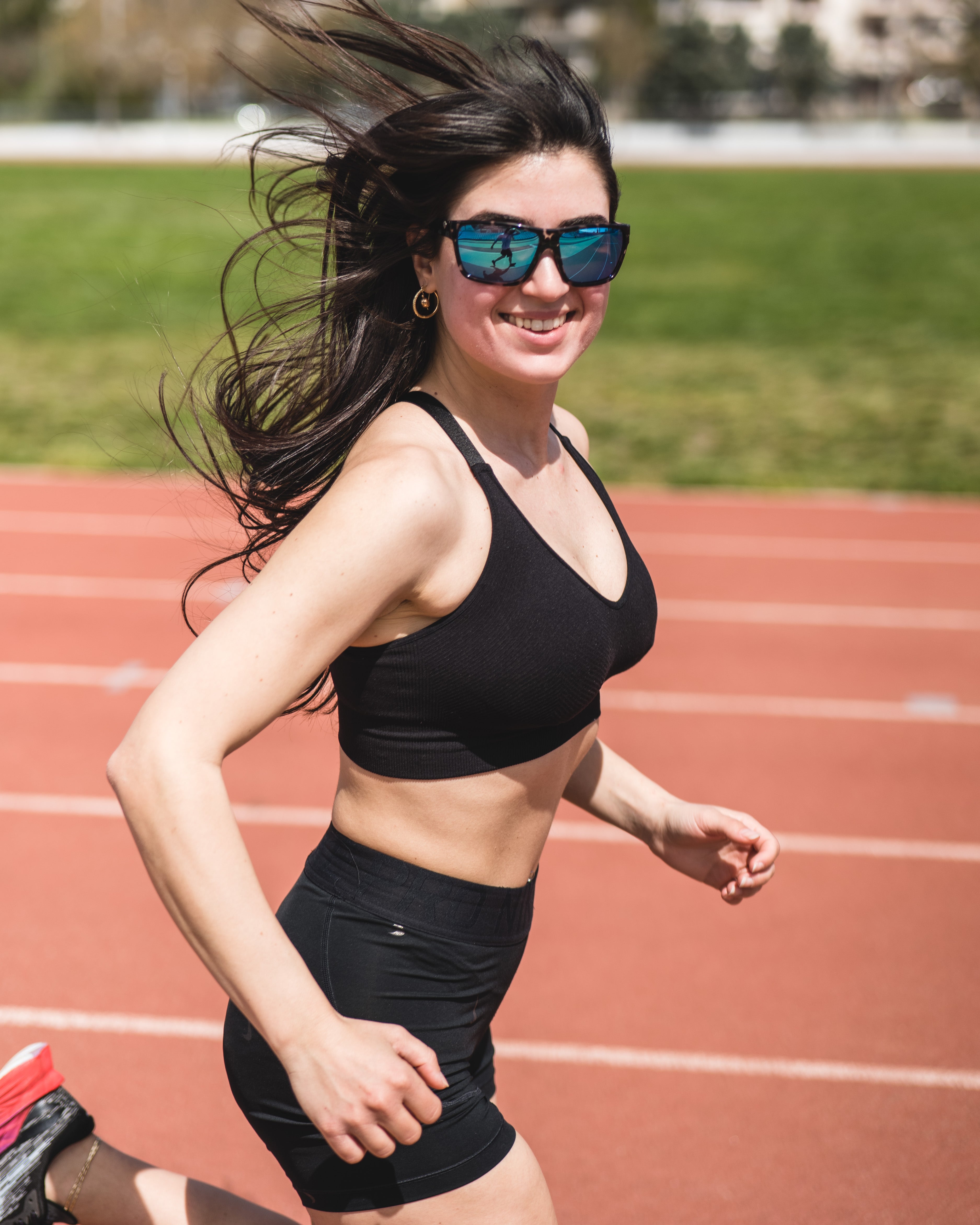 Protecting Your Eyes: The Importance of UV-Resistant Sunglasses in Summer